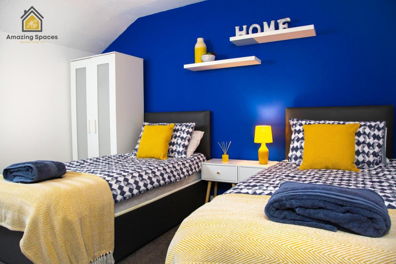 Large Unique 2 Bedroom Duplex Apartment With Private Parking & Free Wifi - Vat Qualifying By Amazing Spaces Relocations Ltd 워링턴 외부 사진