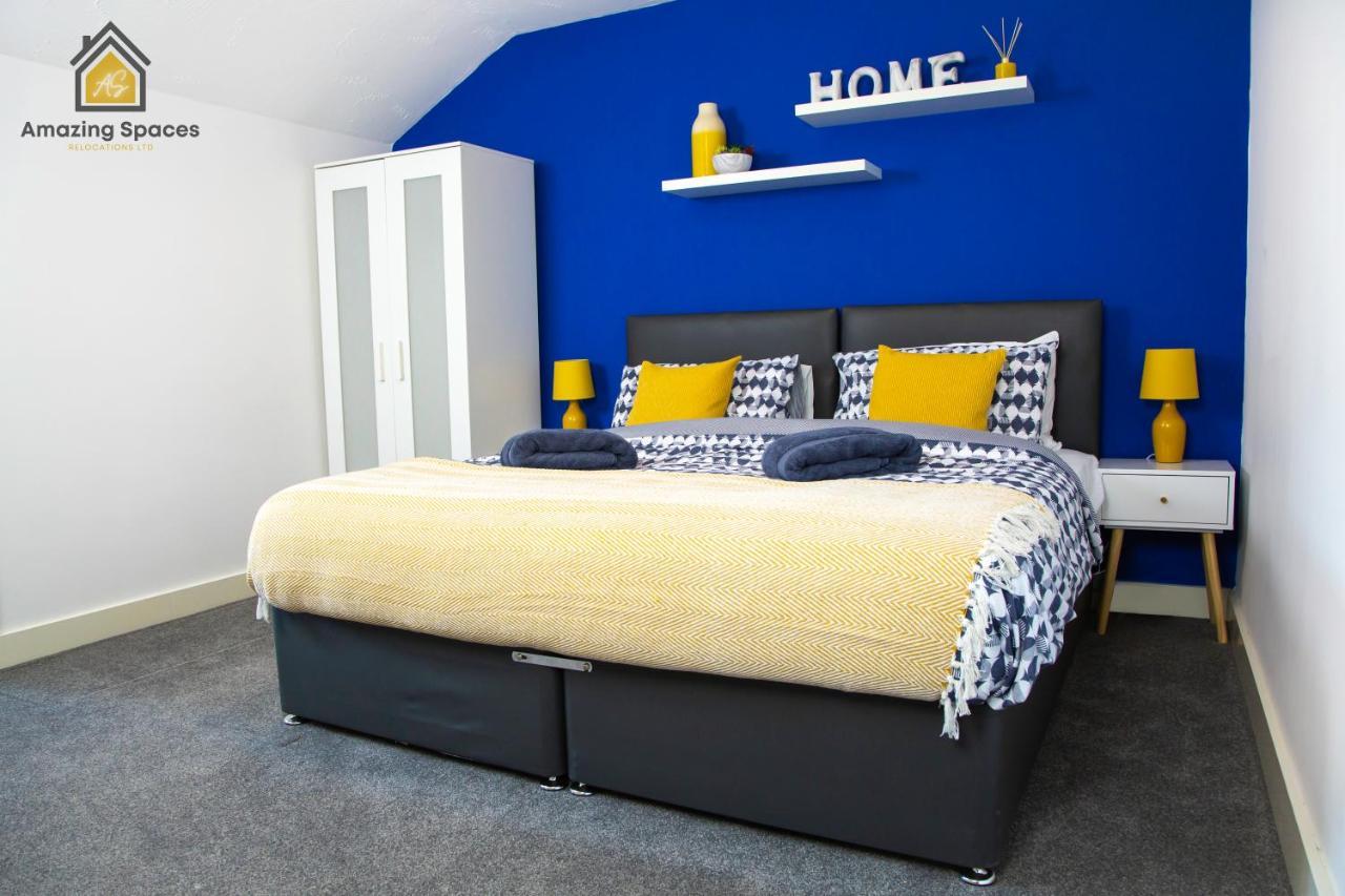 Large Unique 2 Bedroom Duplex Apartment With Private Parking & Free Wifi - Vat Qualifying By Amazing Spaces Relocations Ltd 워링턴 외부 사진