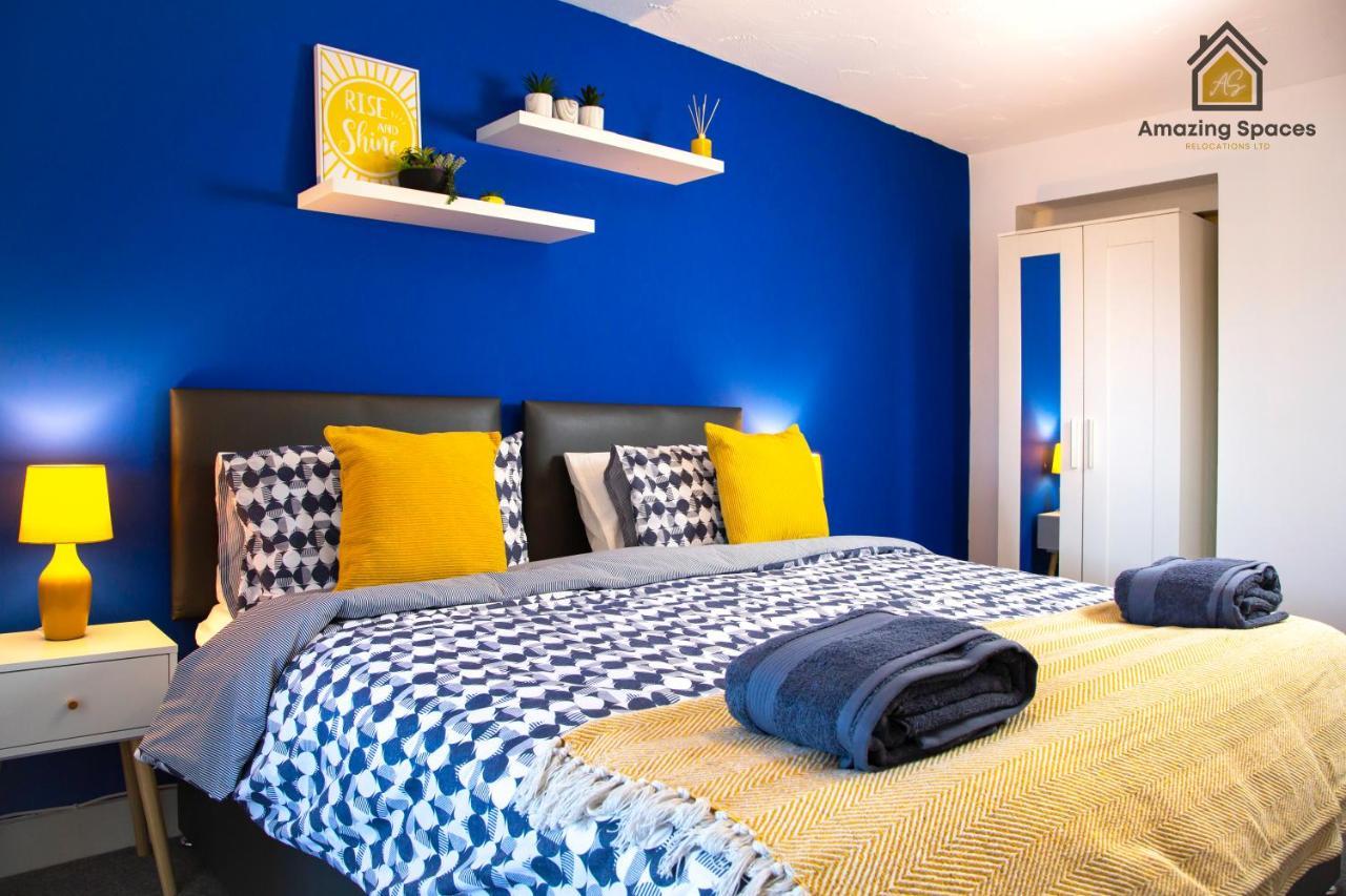 Large Unique 2 Bedroom Duplex Apartment With Private Parking & Free Wifi - Vat Qualifying By Amazing Spaces Relocations Ltd 워링턴 외부 사진